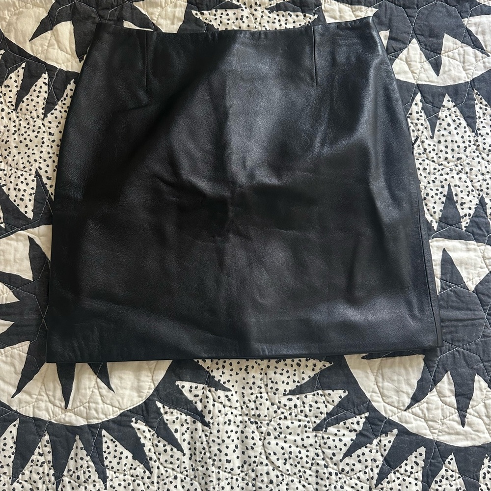 Vintage 90’s Leather Mini Skirt Versus by Gianni Versace - Picture 2 of 6